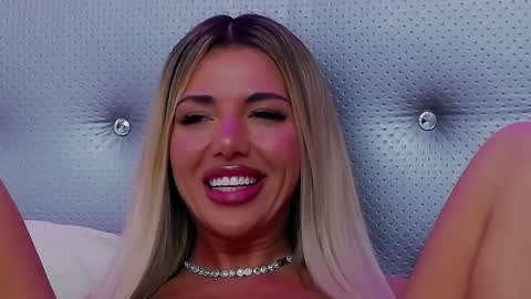 ClaraHazel online show from January 28, 2025, 2:32 am