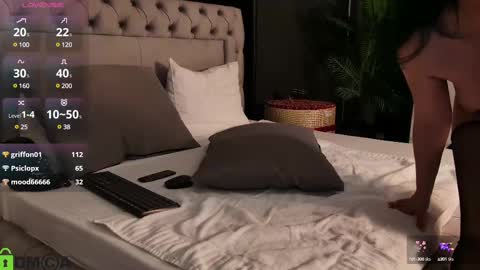 Clara online show from February 13, 2025, 11:17 am