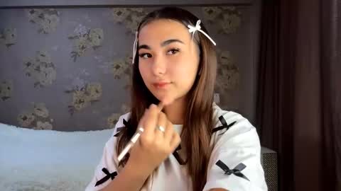 Yuna online show from October 6, 2025, 8:34 am