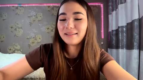 Yuna online show from November 26, 2025, 11:44 am