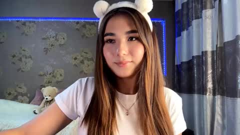 Yuna online show from November 29, 2025, 12:08 pm