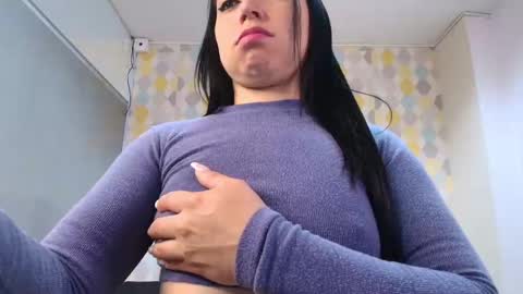 CLARISE ALLEN online show from September 12, 2025, 11:54 am