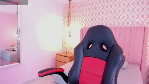 C L A R I S E  online show from May 9, 2026, 6:46 pm