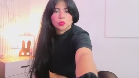 Snapshot of clariss_brown chatting on October 1, 2025, 12:00 pm clariss_brown online show from October 1, 2025, 12:00 pm