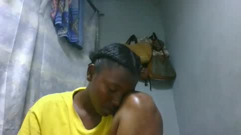 clarisse98 online show from December 21, 2025, 6:59 pm