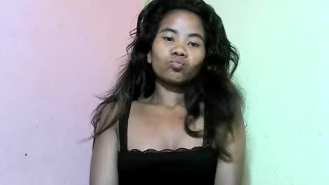 clarissezz online show from May 21, 2026, 5:47 am