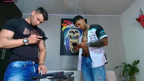 Juanpaindependent model online show from December 7, 2024, 7:43 pm