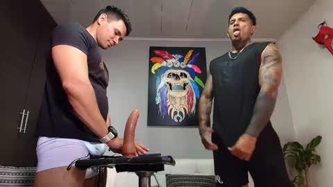 Juanpaindependent model online show from December 17, 2024, 9:16 pm