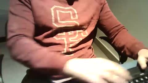 clark_ent online show from October 7, 2025, 2:42 am