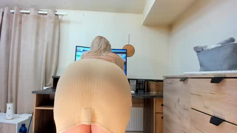 Deea xxx online show from February 2, 2026, 1:37 am