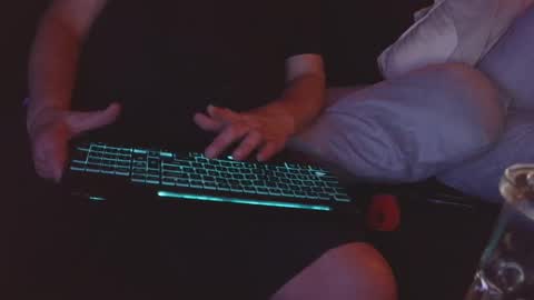 ClassayCalCock online show from September 12, 2025, 7:08 am