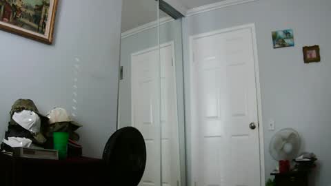 Snapshot of claudia1964 chatting on February 26, 2025, 3:52 pm Claudia online show from February 26, 2025, 3:52 pm
