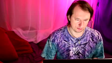 Claudia Cyberfox and Elon online show from October 4, 2025, 2:20 am