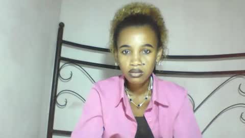 claudianne online show from April 3, 2026, 7:01 pm