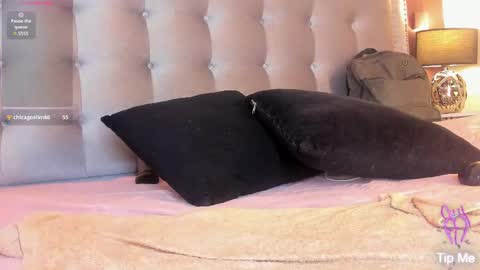 Anastasia Owen online show from April 21, 2026, 1:42 am