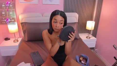 clauwdeen  wolf online show from September 17, 2025, 7:37 pm