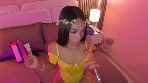 clauwdeen  wolf online show from September 20, 2025, 7:26 pm