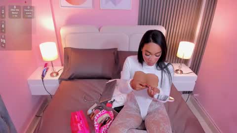 clauwdeen  wolf online show from September 27, 2025, 8:25 pm