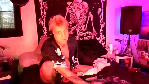 Snapshot of cleanhole4you chatting on April 4, 2026, 1:08 pm cleanhole4you online show from April 4, 2026, 1:08 pm