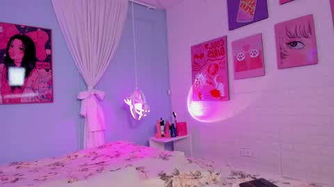 Cleo  online show from April 23, 2026, 12:29 pm