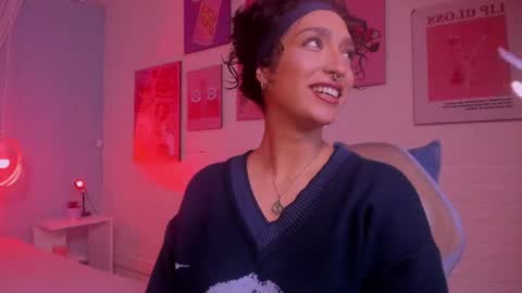 Snapshot of cleo_foxx chatting on June 10, 2026, 12:04 pm Cleo online show from June 10, 2026, 12:04 pm