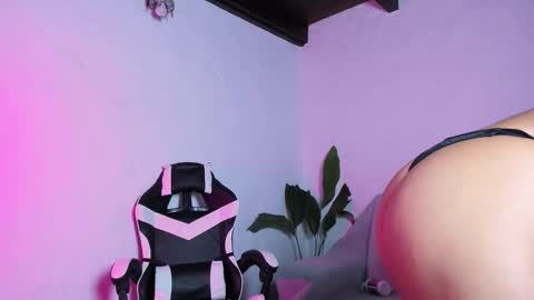 cleo_wildcat online show from November 27, 2025, 8:38 am