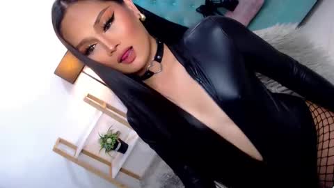 Cleo online show from March 18, 2026, 9:29 pm