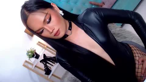 Cleo online show from March 22, 2026, 9:40 pm