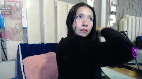 Cloe online show from April 21, 2026, 8:44 pm