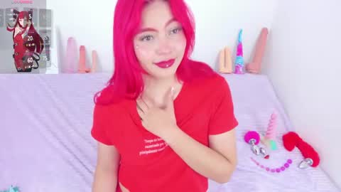 Snapshot of cloee_lovee chatting on July 22, 2026, 1:30 am cloee lovee online show from July 22, 2026, 1:30 am