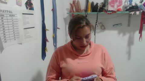 cloepussy online show from September 10, 2025, 6:30 pm