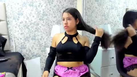 Clohe the wonder online show from December 22, 2025, 3:47 am