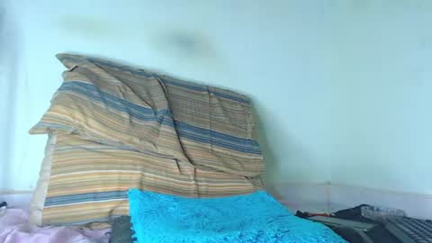 Snapshot of clou_ter33 chatting on July 8, 2026, 7:02 am clou_ter33 online show from July 8, 2026, 7:02 am