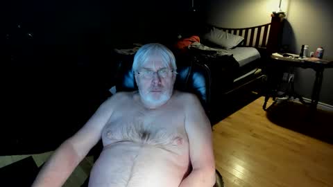 cloudalert62 online show from February 16, 2025, 6:54 am