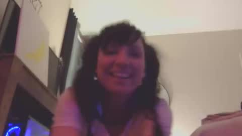 cloudy2025 online show from April 24, 2026, 2:03 am