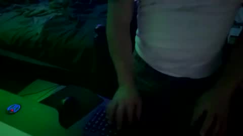 Snapshot of cloudy_dayz69 chatting on December 16, 2025, 12:15 am Cloudy Dayz online show from December 16, 2025, 12:15 am