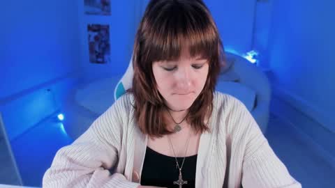  Clover  follow me  online show from January 30, 2025, 2:04 pm