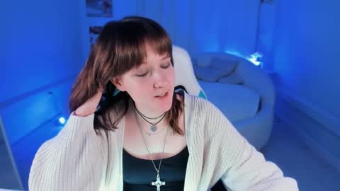  Clover  follow me  online show from January 30, 2025, 6:00 pm