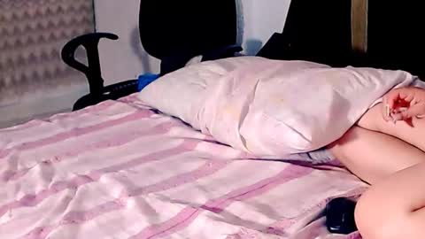 Snapshot of cloverblack18 chatting on March 16, 2026, 6:39 am erick online show from March 16, 2026, 6:39 am