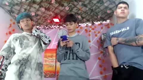 club_latinboys online show from October 28, 2025, 3:36 pm