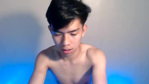 clyde_twinkx online show from June 6, 2026, 9:47 am