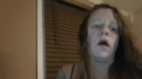 Cmoto online show from November 26, 2025, 6:03 am