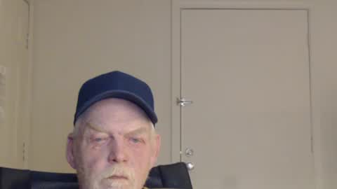 cockreadynow4u online show from January 25, 2025, 12:38 am