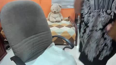 titanis online show from September 23, 2025, 10:13 pm