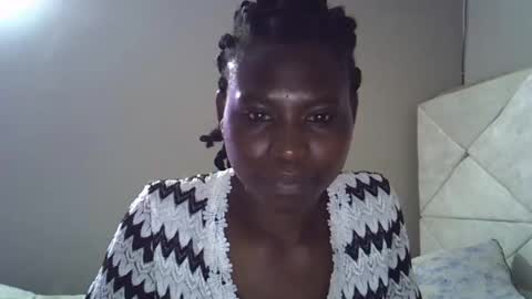 Luna online show from October 27, 2025, 8:51 am