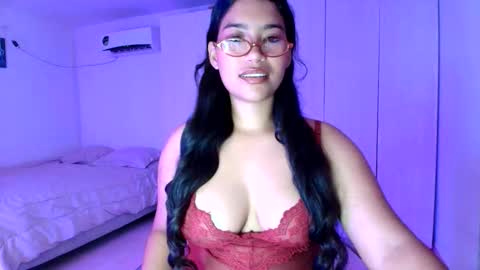 cocoa886863 online show from November 15, 2025, 12:30 am