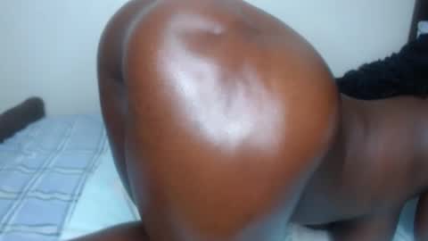 cocoa_devine online show from December 22, 2025, 1:41 pm