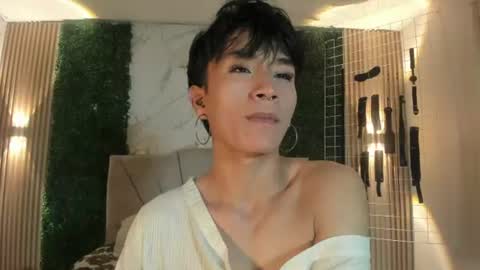 COCO online show from July 30, 2026, 5:28 am