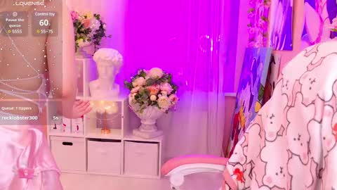 Mia online show from March 5, 2025, 9:26 pm