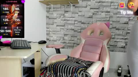 laurita online show from January 18, 2026, 9:18 pm